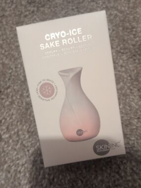 SKININC Cryo-Ice Sake Roller